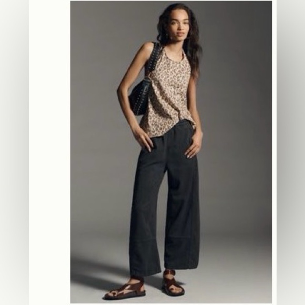 The Izzie Relaxed Pull on Barrel pants by Pilcro Jacquard Edition